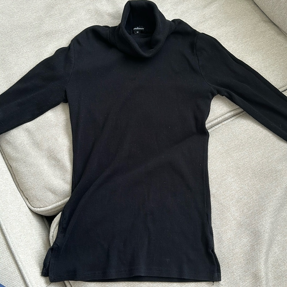 Black ambiance turtle neck